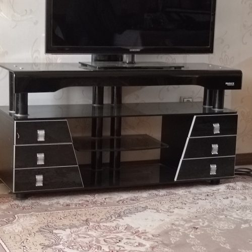 میز تلوزیون