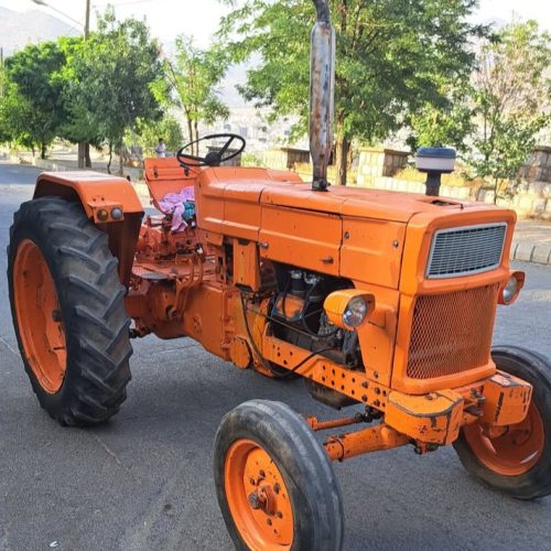 تراکتور رومانی مدل 1364