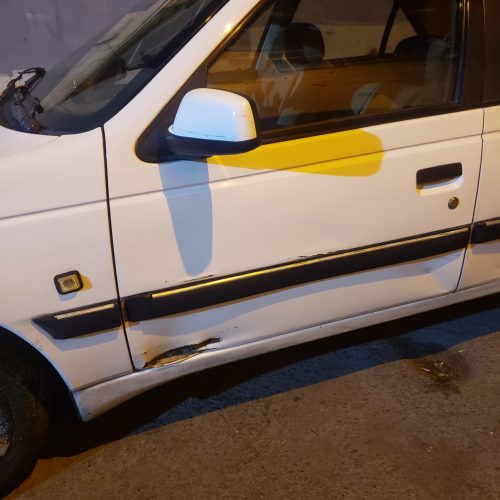 پژو 405 اس ال ایکس سفید