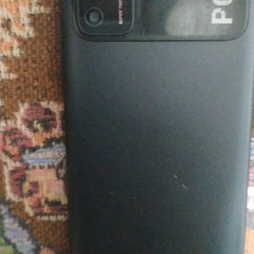 گوشی پوکوm3
