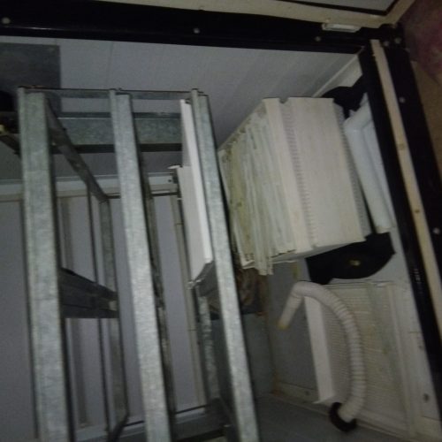 ماشین جوجه کشی