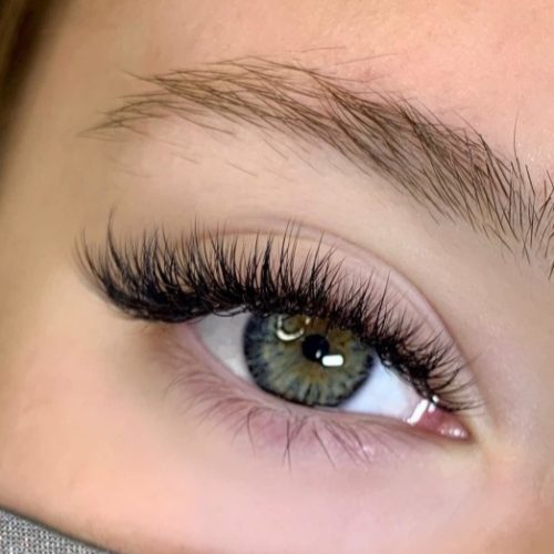 خدمات حرفه ای مژه