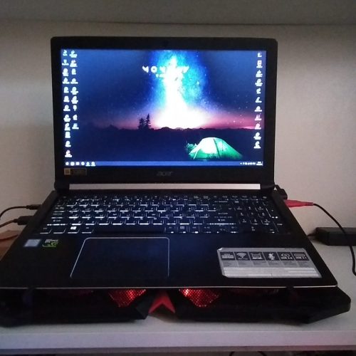 لپتاپ نیمه گیمینگ