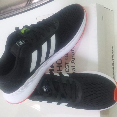 فروش ویژه ی انواع کفش زنانه مردانه زیر قیمت