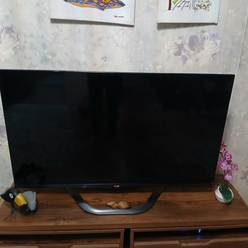 تلویزیون 47 اینچ اصل سونی