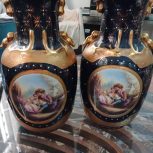 یک جفت گلدان ایتالیایی طلاکوب طرح لیلی و مجنون