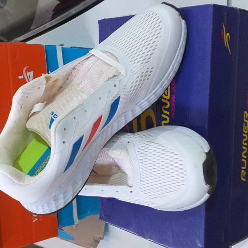 فروش ویژه ی انواع کفش زنانه مردانه زیر قیمت