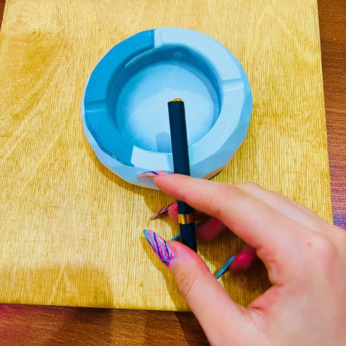 زیرسیگاری سنگی و دستگاه های پوکه پرکن