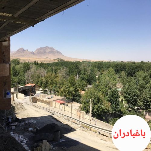 فروش ساختمان نیمه تکمیل با 550 متر مربع زیر بنا در شهر توریستی باغبادران با چشم انداز و ویو ابدی نزدیک چهار برج