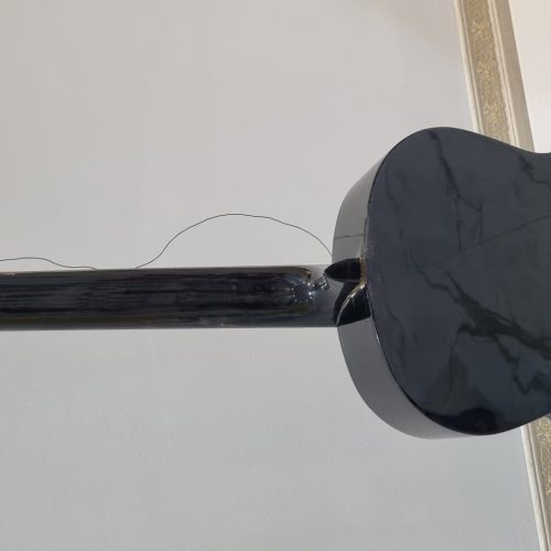 گیتار مشکی کلاسیک