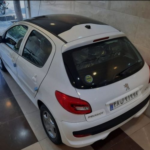 پژو 207 سقف شیشه ای موتور ارتقاء یافته صفر کیلومتر تحویلی روز وکارت طلایی