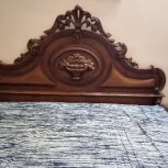 سرویس خواب چوبی و میز آرایش منبت بسیار تمیز +تشک طبی