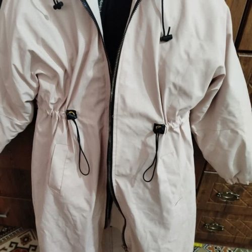 کت مجلسی پوشیده نشده است