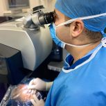 عمل حذف عینک با تعرفه دولتی توسط جراح و متخصص چشم