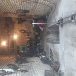 مغازه تجاری مخصوص مشاغل مربوط با خودرو تعمیرگاه وغیره