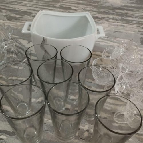 تعدادی لوازم آشپزخانه