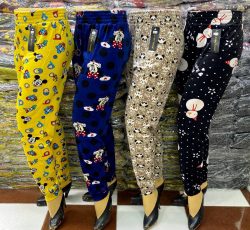 به یک خانوم جهت فروشندگی لباس نیازمندیم .