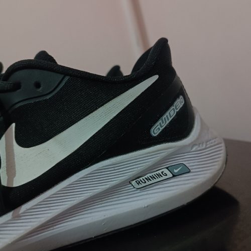 کفش نایک اصل کاملا سالم و نو ساخت US