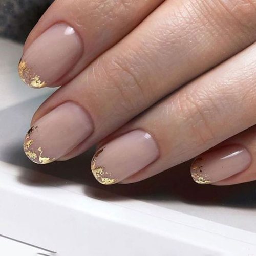 خدمات ناخن با متریال با کیفیت 💅