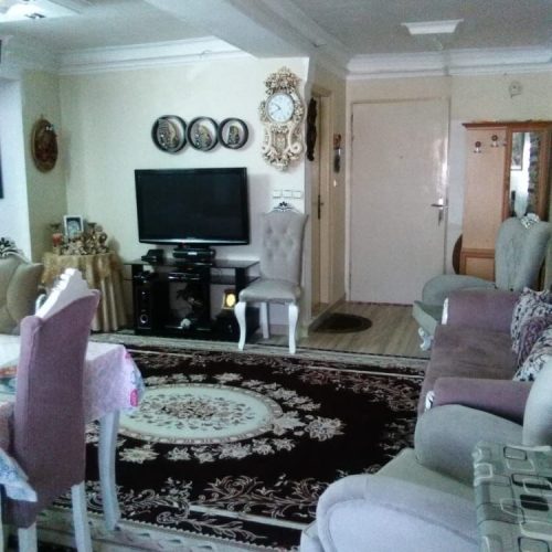 62متر دو خواب نورگیر عالی شهرک گلستان