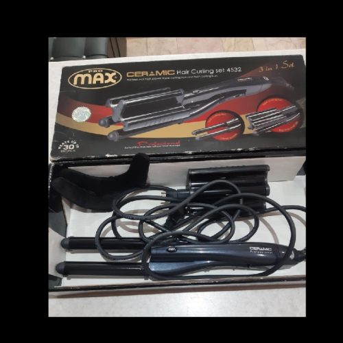 تعدادی وسایل سالن زیبایی