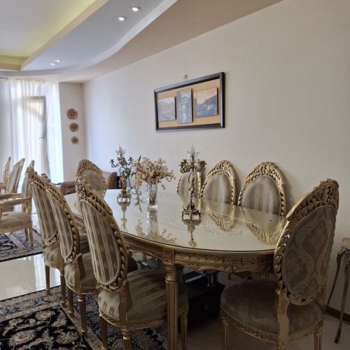 ست مبلمان 9 نفره با میز غذارخوری 10 نفره