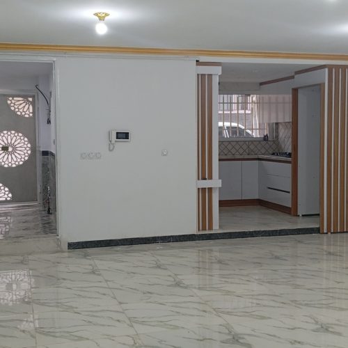 دو طبقه مسکن مسکونی به فروش می رسد