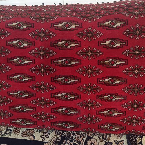 *بالشت دست بافت