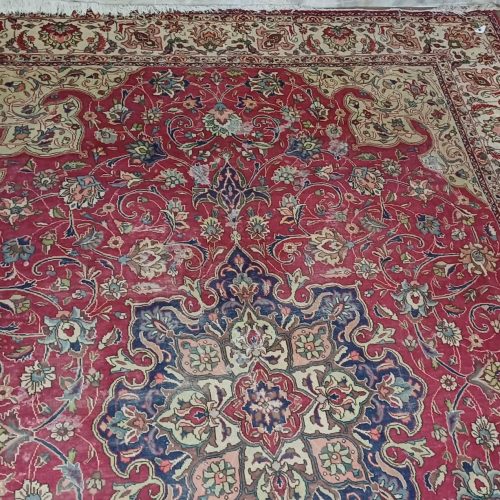 فرش 12 متری دستبافت مشهد (قدیمی)