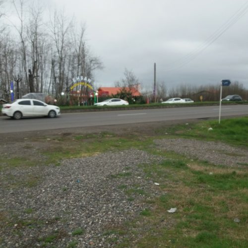 مغاز به همراه زمین بر اول اتوبان