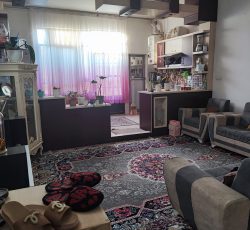 طبقه همکف اجاره داده میشود توس97