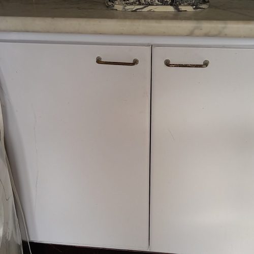 کابینت فلزی تمییز و سالم دست دو