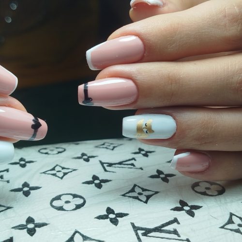ارائه تخصصی خدمات ناخن