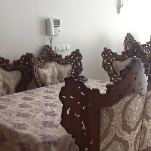 مبلمان 9 نفره با میز ناهار خوری 6 نفره