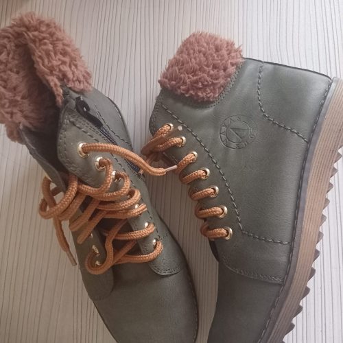 کفش نیم پوت