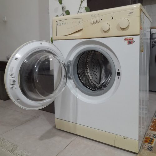 ماشین لباسشویی Haier پنج کیلویی در حد نو