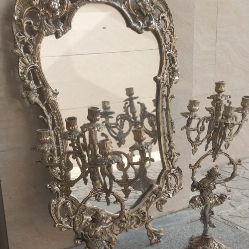 آسنه و شمعدان