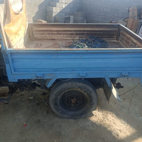 موتور سه تایر هستش..کنفرس هم داره