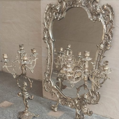 آسنه و شمعدان