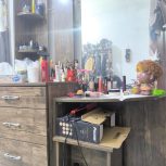 آینه دراور با صندلی