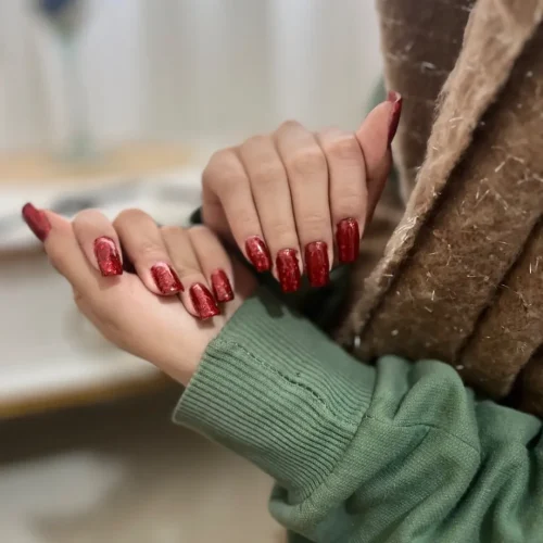 خدمات ناخون کاشت ژلیش لمینت ترمیم