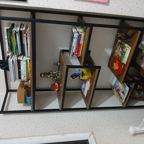 کتابخانه فانتزی و مدرن