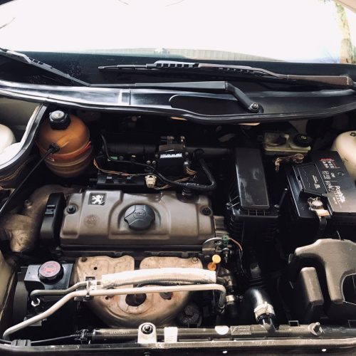 پژو 206 مدل 87 در حد 95