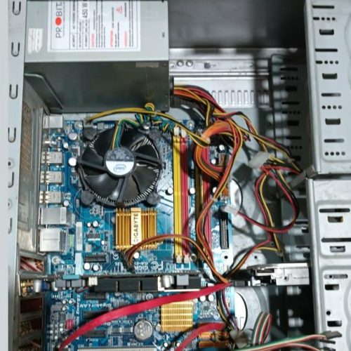 کامپیوتر با مانیتور سامسونگ