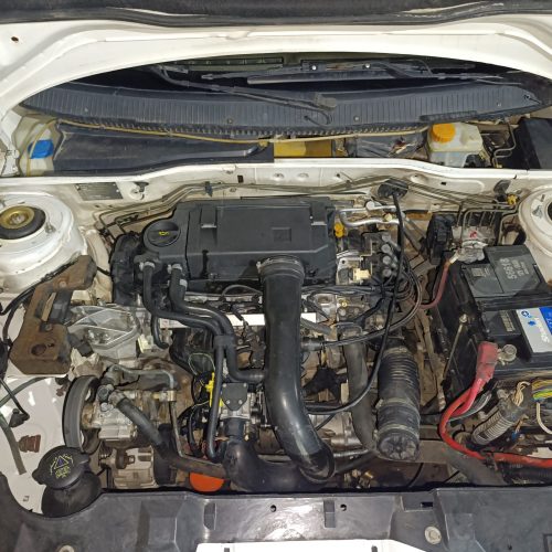 ماشین سر حال کاپوت با ی گلگیر رنگ خریدار فقط تماس