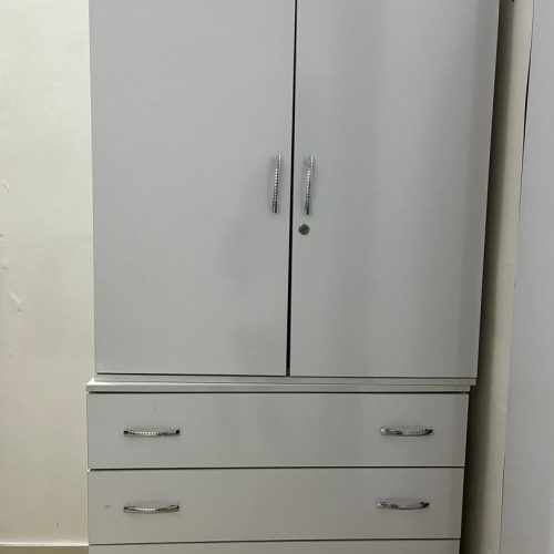 کمد دو تیکه بسیار نو در حد عالی