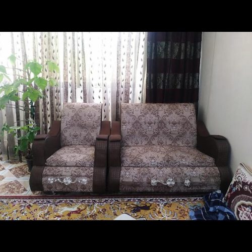 فرش ومیزتلویزون