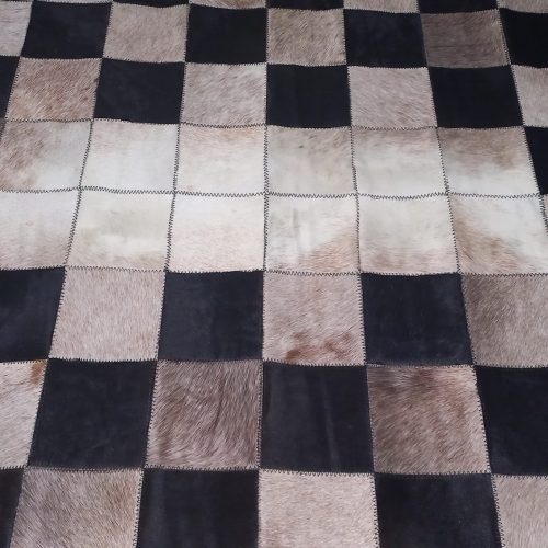 قالیچه پوستی