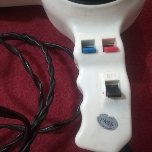 سشوار قدیمی، کاملاسالم بشرط تست