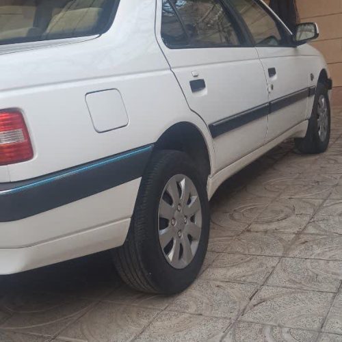 پژو 405 slx مدل 97 درحد بدون خط و خش